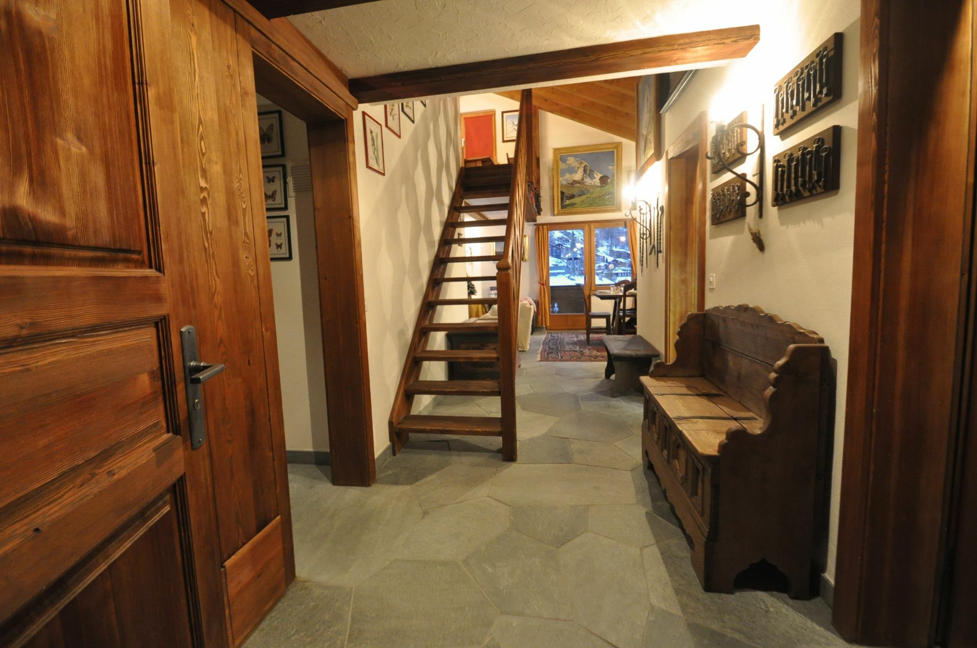 Haus Tiefbach - Apartment Cervino 采尔马特 外观 照片